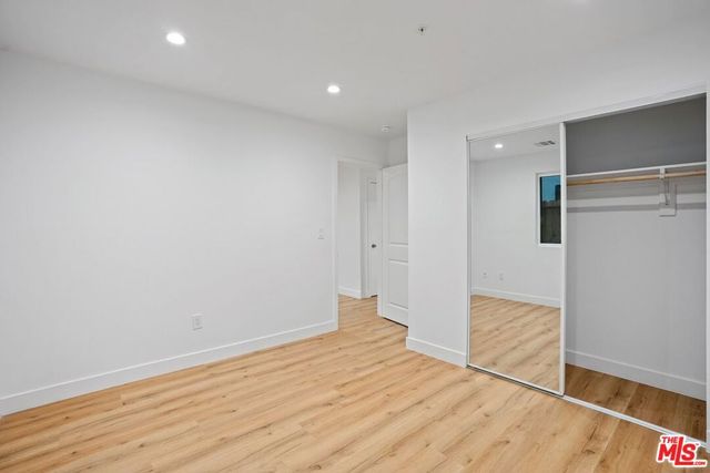 10422 Graham Avenue, Los Angeles, CA 90002