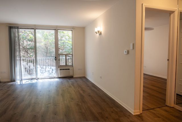 415 Wesley Avenue 24, Oak Park, IL 60302