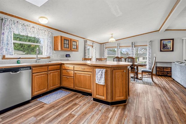 5320 Pine Arbor Ridge, Kalamazoo, MI 49004