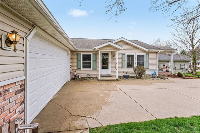 5320 Pine Arbor Ridge, Kalamazoo, MI 49004