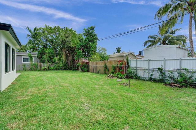 2301 Alcazar Drive, Miramar, FL 33023