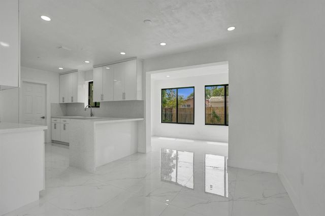 2301 Alcazar Drive, Miramar, FL 33023