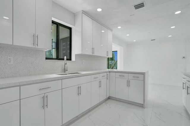 2301 Alcazar Drive, Miramar, FL 33023