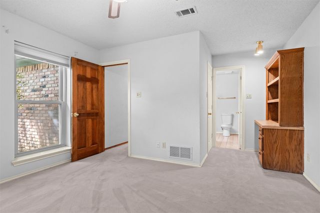 4930 High Creek Drive, Arlington, TX 76017