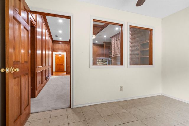 4930 High Creek Drive, Arlington, TX 76017