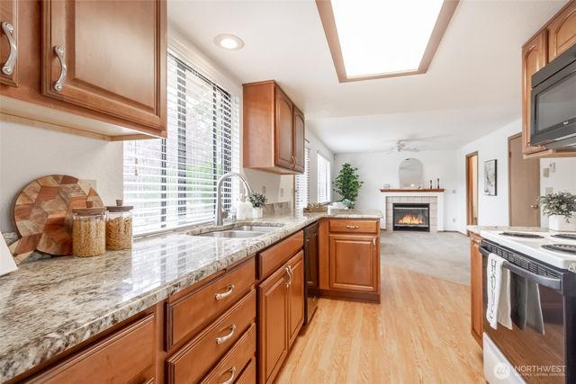 2011 147th Street Ct E, Tacoma, WA 98445