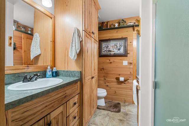8533 Van Emmon Road, Yorkville, IL 60560
