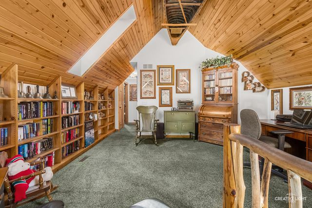 8533 Van Emmon Road, Yorkville, IL 60560