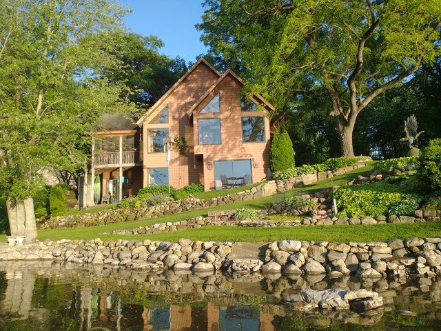 8533 Van Emmon Road, Yorkville, IL 60560