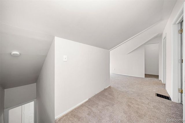 18680 Westphalia, Detroit, MI 48205