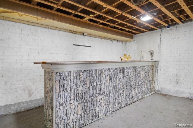 18680 Westphalia, Detroit, MI 48205