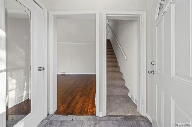 18680 Westphalia, Detroit, MI 48205