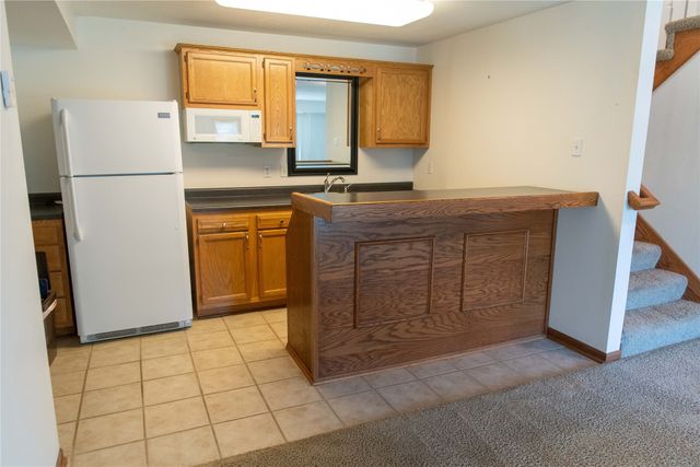 203 Rolling Vista Place, Indianola, IA 50125