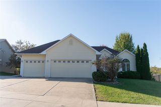 203 Rolling Vista Place, Indianola, IA 50125