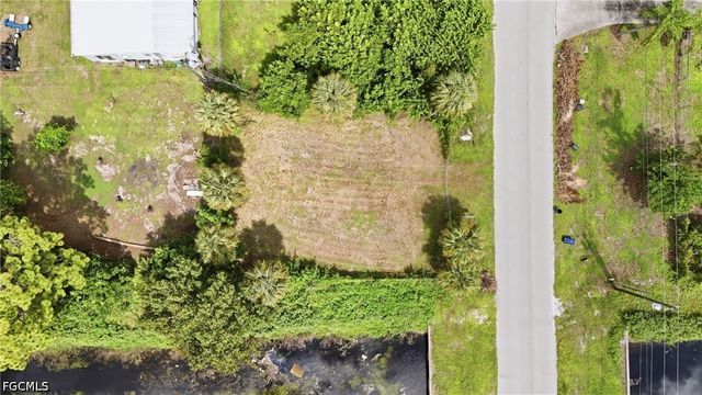 7680 Marx DR, North Fort Myers, FL 33917