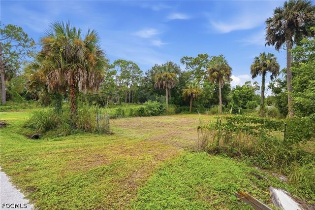 7680 Marx DR, North Fort Myers, FL 33917
