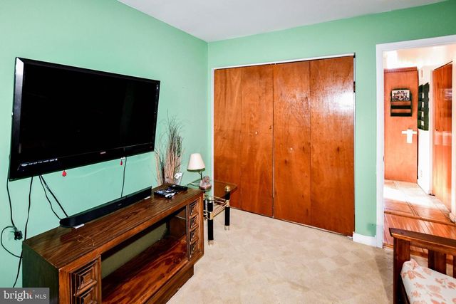 1019 CEDAR HEIGHTS DR, Capitol Heights, MD 20743