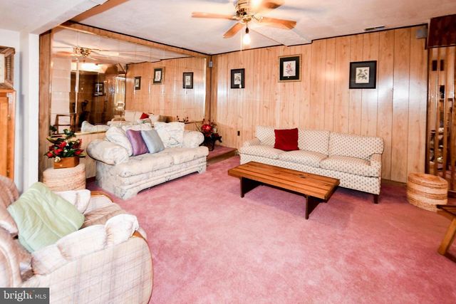 1019 CEDAR HEIGHTS DR, Capitol Heights, MD 20743