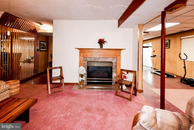 1019 CEDAR HEIGHTS DR, Capitol Heights, MD 20743