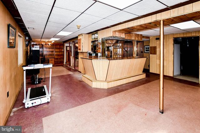 1019 CEDAR HEIGHTS DR, Capitol Heights, MD 20743