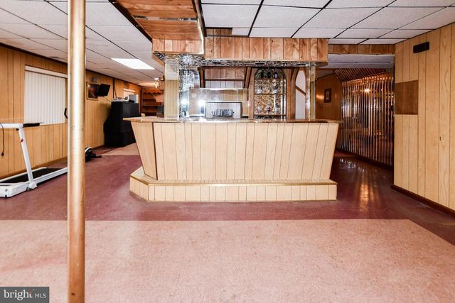 1019 CEDAR HEIGHTS DR, Capitol Heights, MD 20743