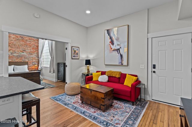 304 N Front Street Apt J, Wilmington, NC 28401