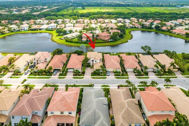 108 Via Condado Way, Palm Beach Gardens, FL 33418