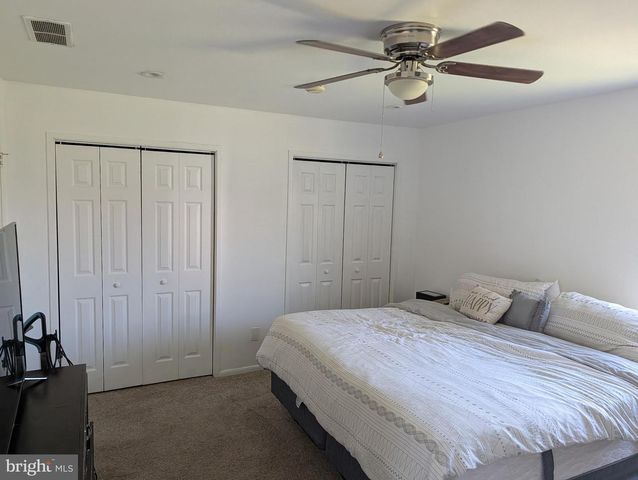 211 LAKE ARROWHEAD CIR, Bear, DE 19701