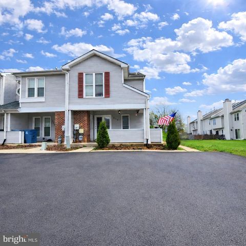 211 LAKE ARROWHEAD CIR, Bear, DE 19701