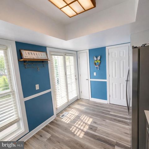 211 LAKE ARROWHEAD CIR, Bear, DE 19701