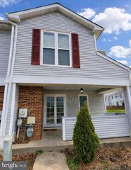 211 LAKE ARROWHEAD CIR, Bear, DE 19701