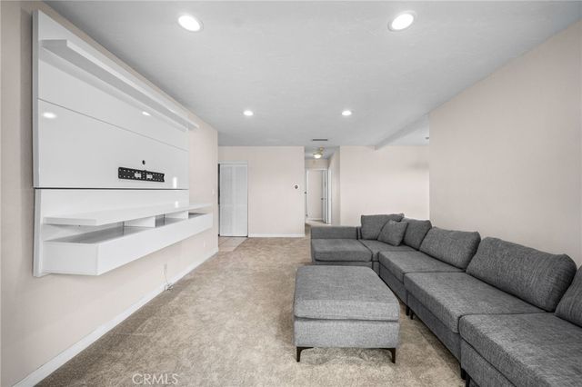 1250 S Brookhurst 2080, Anaheim, CA 92804