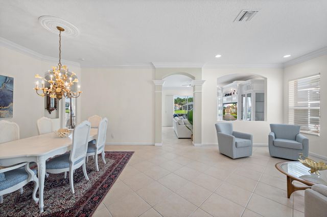 396 NW SPRINGVIEW Loop, Port St. Lucie, Port St Lucie, FL 34986