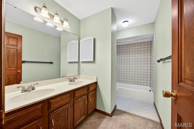 310 Stablestone Drive, Chesterfield, MO 63017