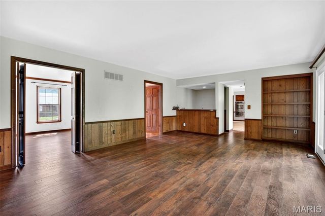 310 Stablestone Drive, Chesterfield, MO 63017