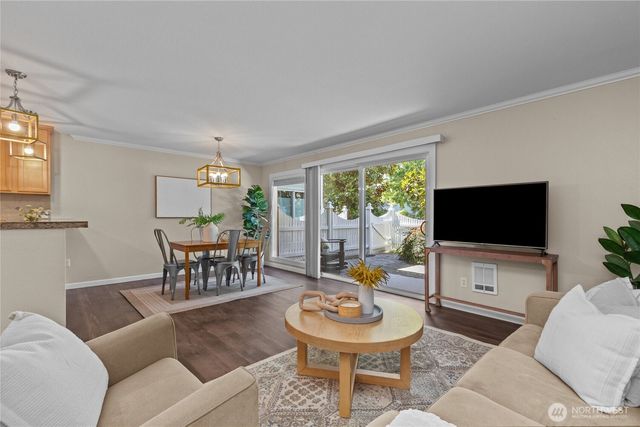 1302 N 6th Street #8, Tacoma, WA 98403