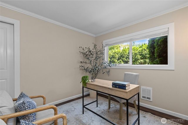 1302 N 6th Street #8, Tacoma, WA 98403