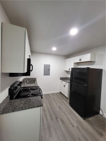426 Carleta St 3, Corpus Christi, TX 78418