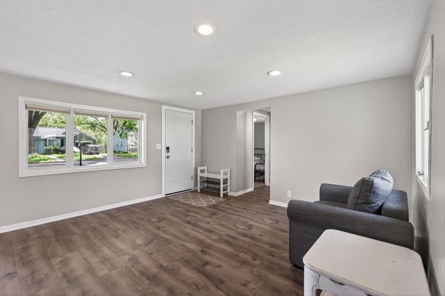 4741 Florida Avenue N, Crystal, MN 55428