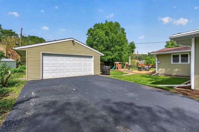 4741 Florida Avenue N, Crystal, MN 55428