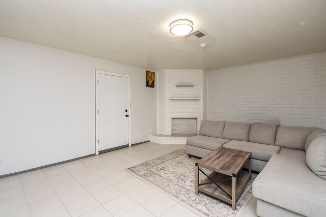 12469 Sharpview Drive 2469, Houston, TX 77072