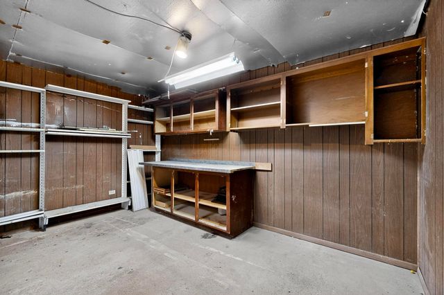 1042 County Rd 41, Velarde, NM 87582