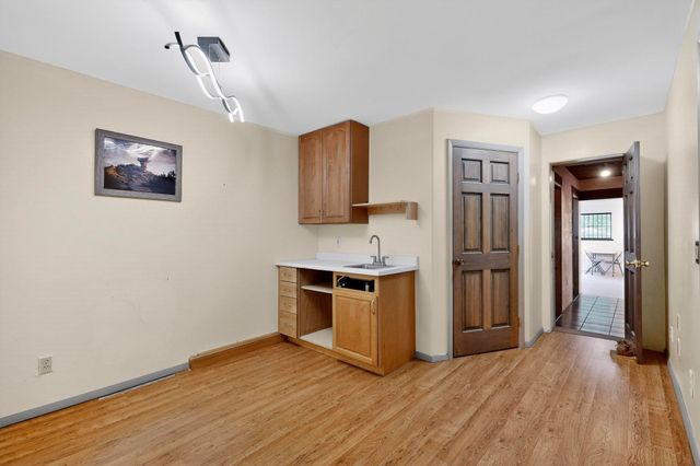 1042 County Rd 41, Velarde, NM 87582