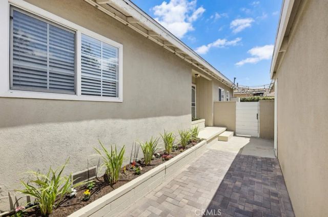 1312 N Devonshire Road, Anaheim, CA 92801