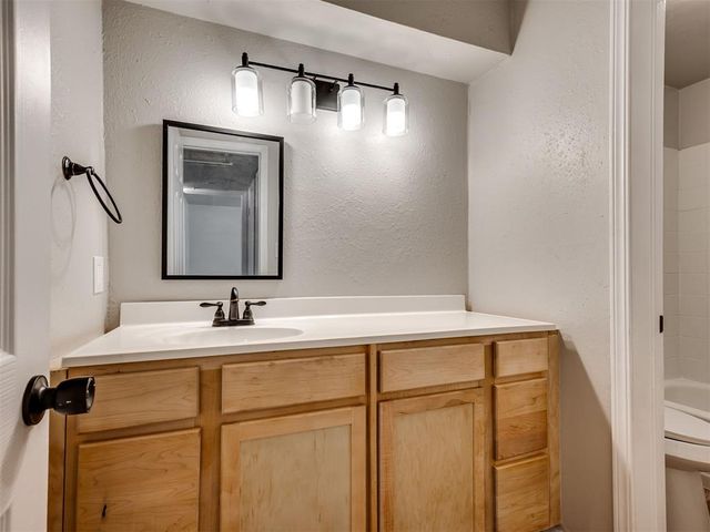 1725 E Lindsey Street 2, Norman, OK 73071