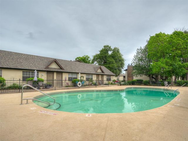 1725 E Lindsey Street 2, Norman, OK 73071