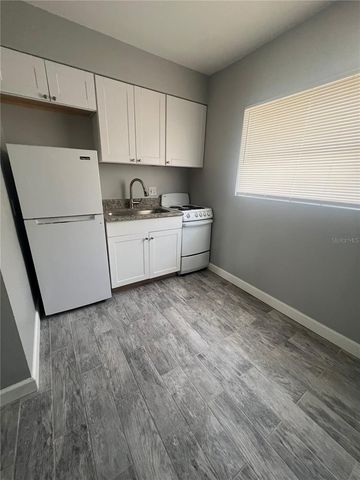 865 5TH AVENUE N 17, St Petersburg, FL 33701