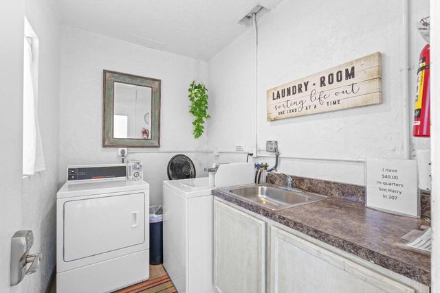 236 Castlewood Drive 204, North Palm Beach, FL 33408