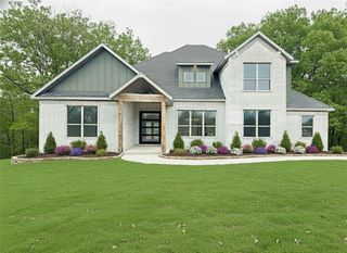 550 Shooting Star Lane, Lowell, AR 72745