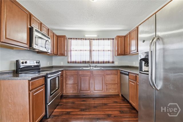 420 Pat Priester Drive NE, Ludowici, GA 31316